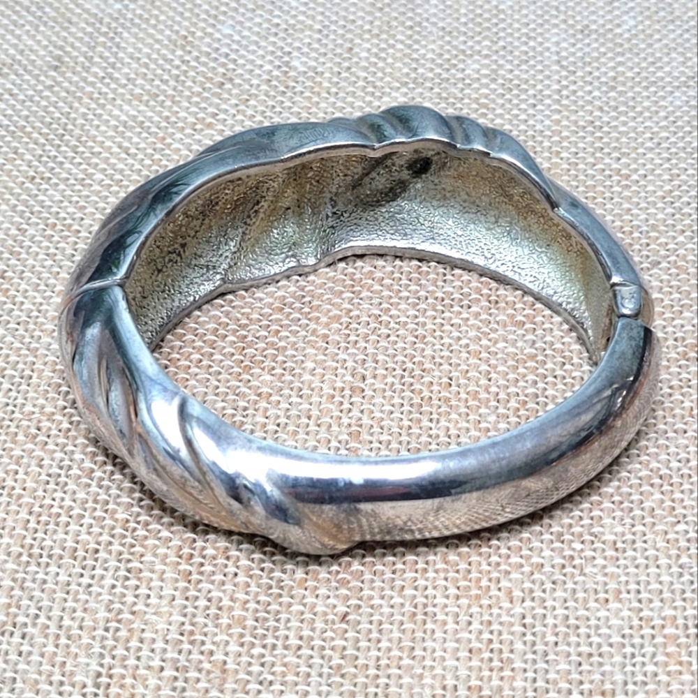 Silvertone | Spring Hinged Bracelet - image 4